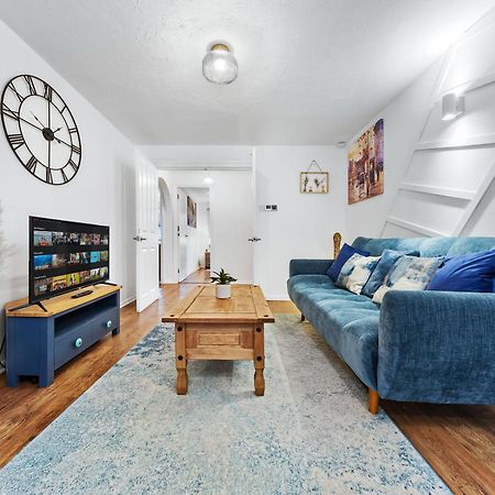 Quirky Canary 2Bed, Free Parking, Smart Tv & Games Londyn Zewnętrze zdjęcie