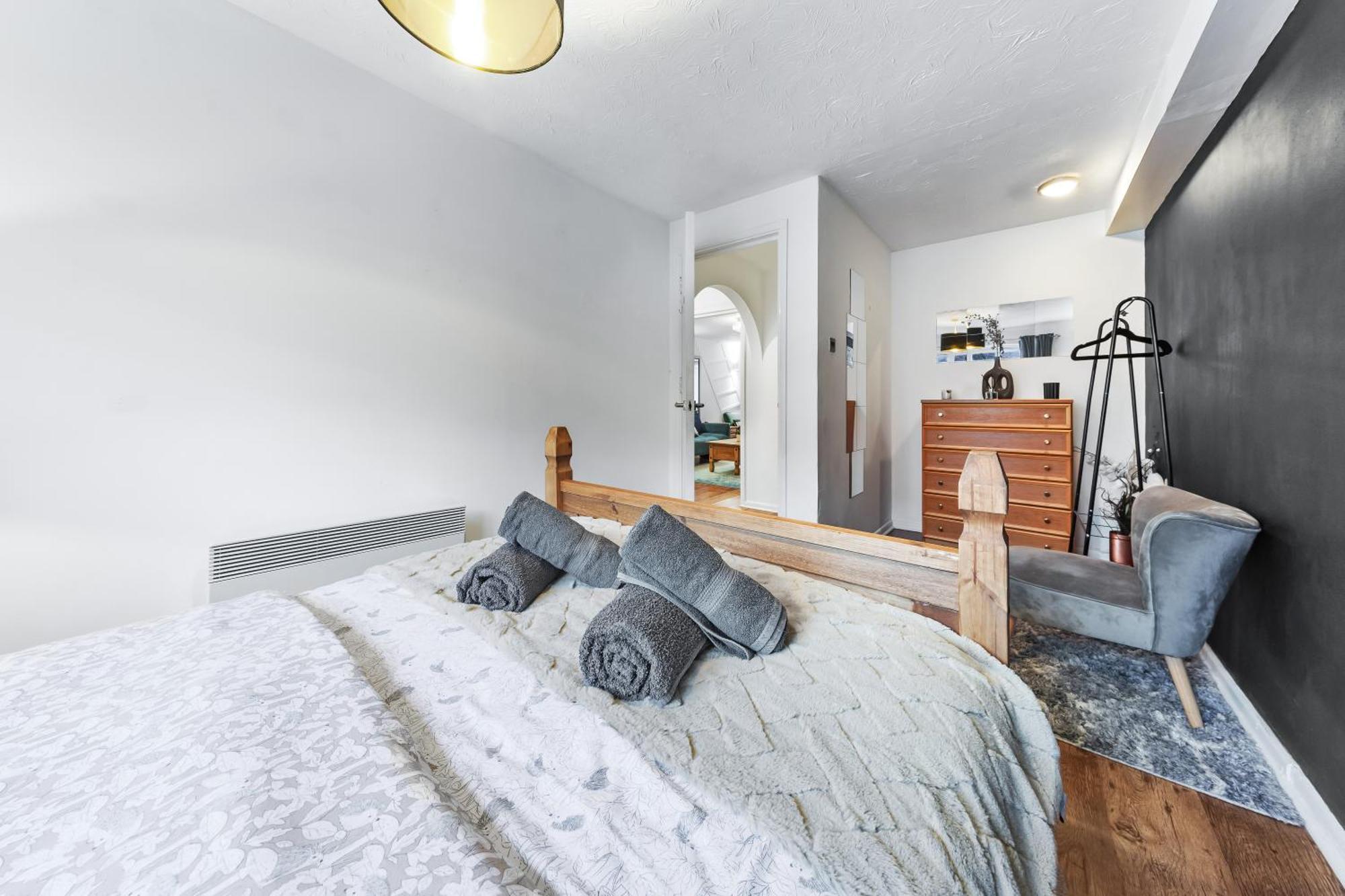 Quirky Canary 2Bed, Free Parking, Smart Tv & Games Londyn Zewnętrze zdjęcie